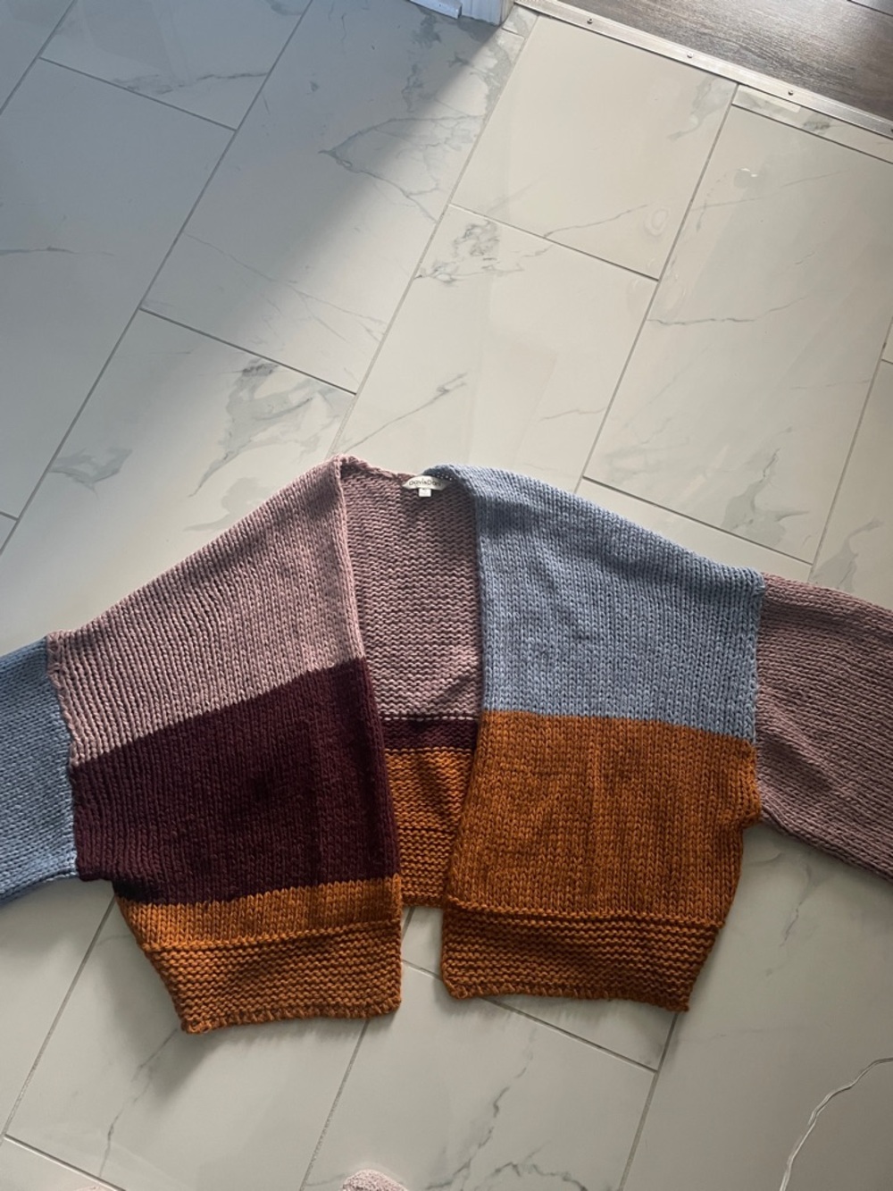 DAVI & DANI Colorblock Open-Front Cardigan in Pink, Blue, Burgundy & Rust